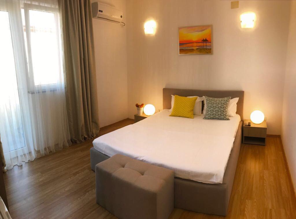 Vila Miruna Hotel เอโฟริเอนอร์ด ภายนอก รูปภาพ