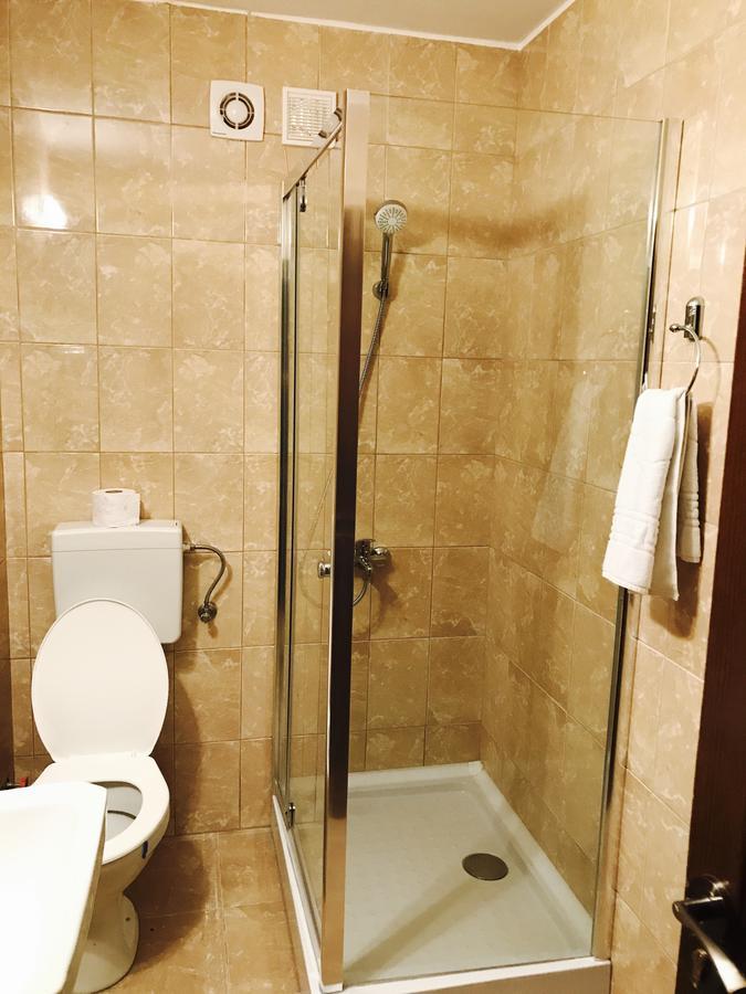 Vila Miruna Hotel เอโฟริเอนอร์ด ภายนอก รูปภาพ